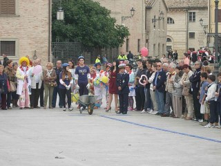 Giochi alla Rocca per "Mezzogiorno in famiglia"