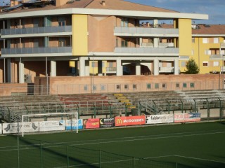 Gradinata dello stadio Bianchelli di Senigallia