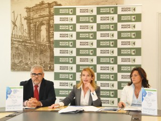 presentazione del progetto di comunicazione itinerante nella Regione Marche "Arriva la Banda …. Larga"