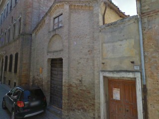 Ostra, la chiesa Sant'Antonio Abate, lungo corso Mazzini