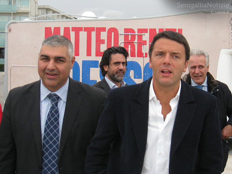 Matteo Renzi accolto a Senigallia da Gennaro Campanile