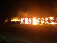 Incendio al Consorzio Agrario di Madonna del Piano a Corinaldo (Foto di Michele Sabbatini)
