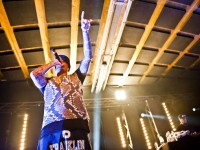 Guè Pequeno sul palco del Mamamia di Senigallia