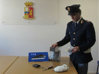 La droga sequestrata a Senigallia da parte della Polizia (7 novembre 2013)