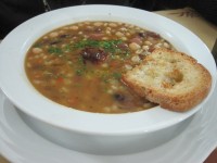 Festa dell'Olio Nuovo 2013: zuppa di legumi con guancialino croccante