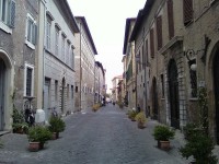 Senigallia, via fratelli Bandiera