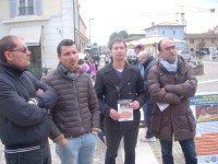 Consiglieri PdL-PPE in piazza per la raccolta firme