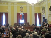 Sala consiliare di Senigallia gremita per i 90 anni di Giuseppe Orciari