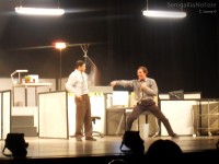 Lo spettacolo "Blam!" della compagnia danese Neander Teater andato in scena al teatro La Fenice di Senigallia sabato 14 dicembre