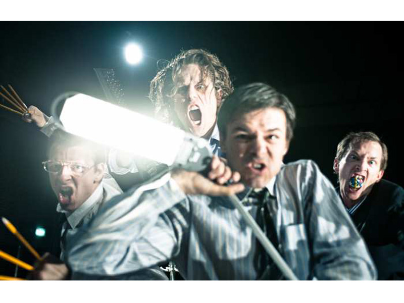 Blam! lo spettacolo di teatro della compagnia danese Neander Teater