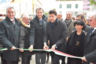 taglio nastro nuovi uffici Confartigianato