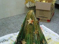 Uno degli alberi di Natale 2013 realizzati dagli anziani della casa di riposo di Morro d'Alba