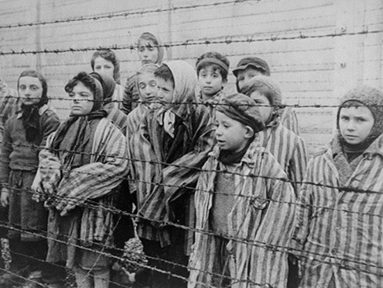 I bambini ad Auschwitz, nei campi dello sterminio nazista degli ebrei