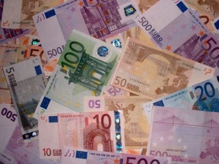 Banconote, soldi, euro, denaro