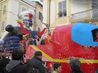 Sfilata di Carnevale 2014 in centro a Senigallia