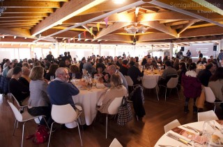 Un pranzo tira l'altro. Raccolta fondi per le scuole a Senigallia