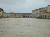 Il fiume Misa pieno d'acqua