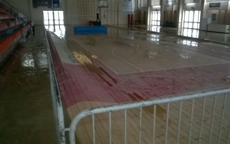PalaPanzini allagato dopo l'alluvione del 3 maggio 2014