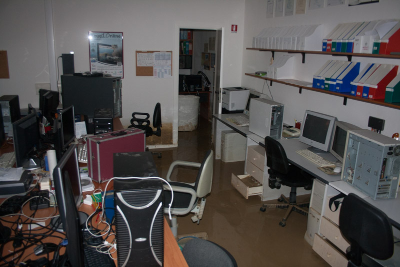 Netservice e la redazione di Senigallia Notizie dopo l'alluvione