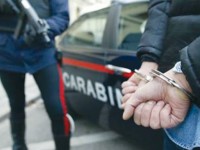 arresto, carabinieri, manette, 112