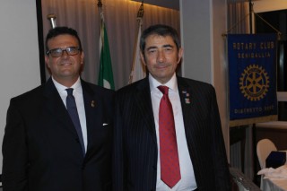 Presidente uscente Federico Biondi ed il Presidente entrante 2014-2015 Ernesto Tassi