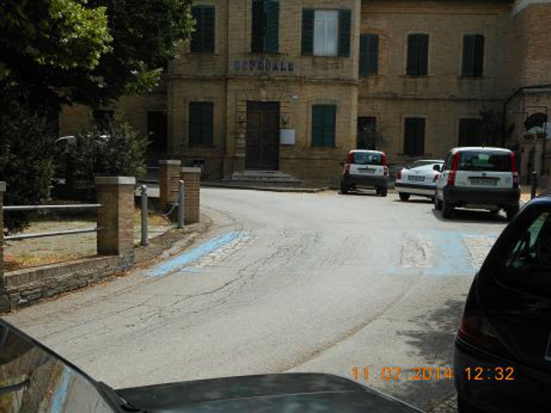 Ostra Vetere: le strisce pedonali al Girone