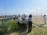 L'operazione di Guardia Costiera e Polizia Municipale sull'abbandono dei materiali in spiaggia a Senigallia