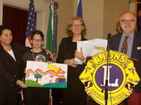 Un momento delle premiazioni al San Rocco di Senigallia per il concorso sulla pace indetto dal Lions Club