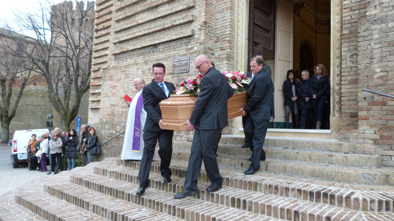 funerali Angelo Tomassetti