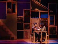 Una scena di "Io non sono normale", il nuovo spettacolo di David Anzalone al teatro La Fenice di Senigallia