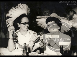 Due frequentatrici di Villa Sorriso a Senigallia