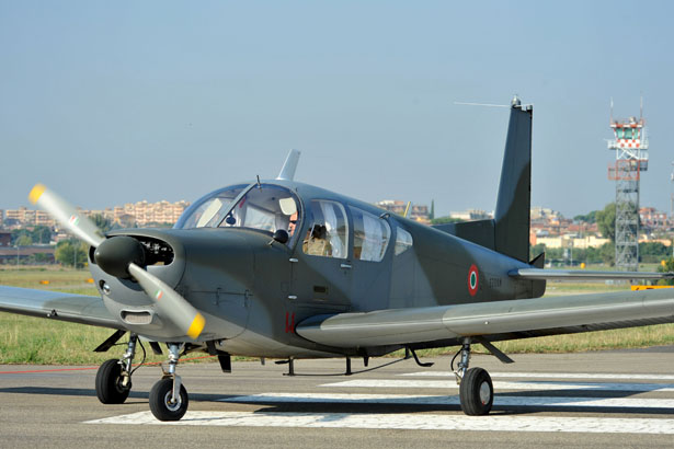 Un mezzo dell'Aeronautica Militare Italiana degli anni '50-60