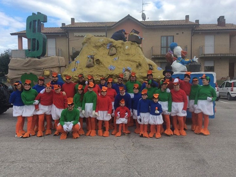 Gruppo mascherato di Pianello di Ostra - Carnevale 2015