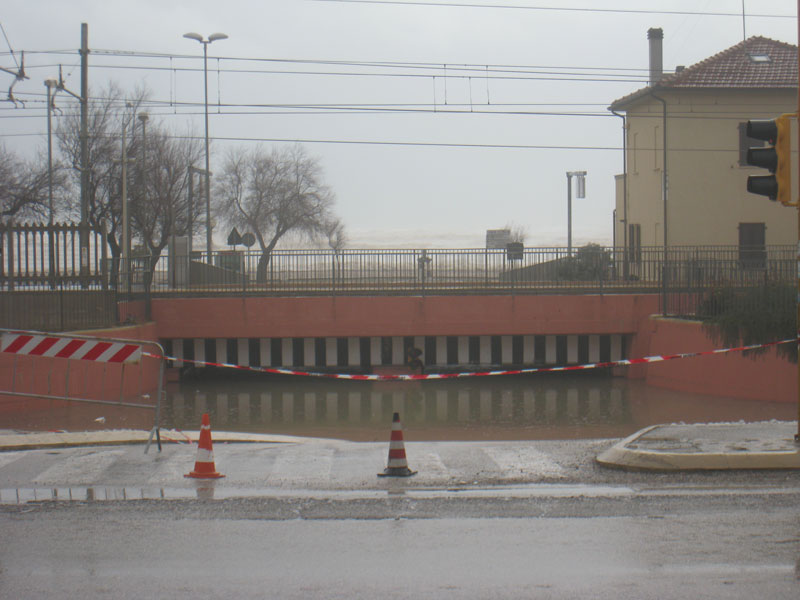 ponte allagato Marzocca di Senigallia