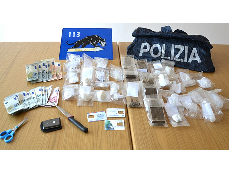 Il sequestro di droga effettuato dalla Polizia di Senigallia
