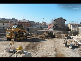 lavori su ponte Perilli a Senigallia