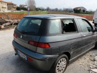 Albero a Montemarciano: l'auto danneggiata