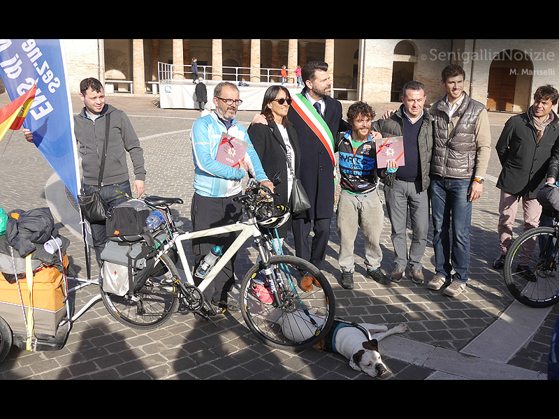 Iniziativa dell'ENS sulle tematiche delle persone sorde e verso gli animali