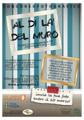 locandina del concorso fotografico "Al di là del muro" proposto dal Movimento studenti di Azione Cattolica