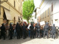 Contestazioni a Matteo Salvini in piazza Roma a Senigallia
