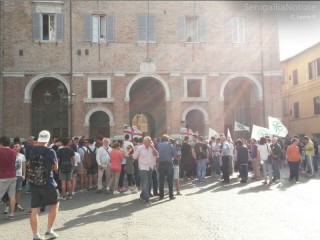 Piazza Roma dopo il comizio di Salvini