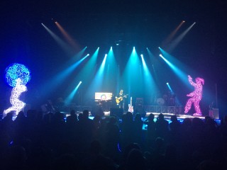 Gianluca Grignani sul palco del teatro La Fenice di Senigallia