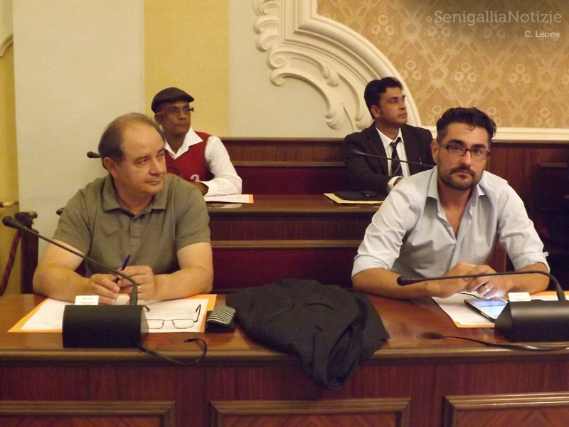 Le opposizioni (SBC e PIC) e i consiglieri stranieri aggiunti durante il primo consiglio comunale di Senigallia