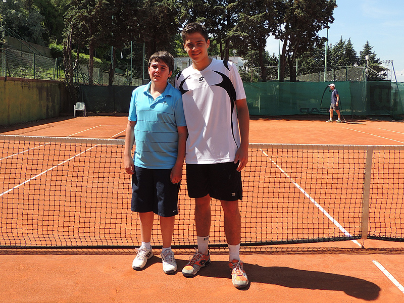 A sinistra Matteo Mancini (Senigallia Tennis Club) e Matteo Sottocornola (AT Ancona)