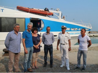 Catamarano veloce Pesaro-Croazia
