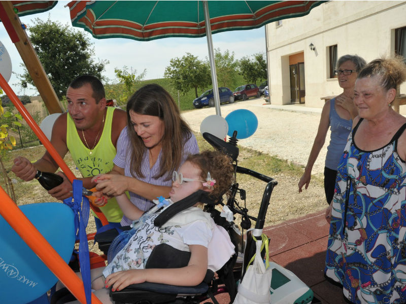 Maddalena -Taglio del nastro