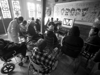 ospizi, case di riposo, tv, cinema