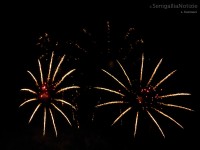 Lo spettacolo dei fuochi d'artificio continua a riscuotere successo a Senigallia