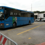 Il parcheggio per autobus davanti la stazione ferroviaria di Senigallia