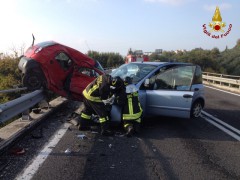 Falconara, incidente sulla variante alla SS16